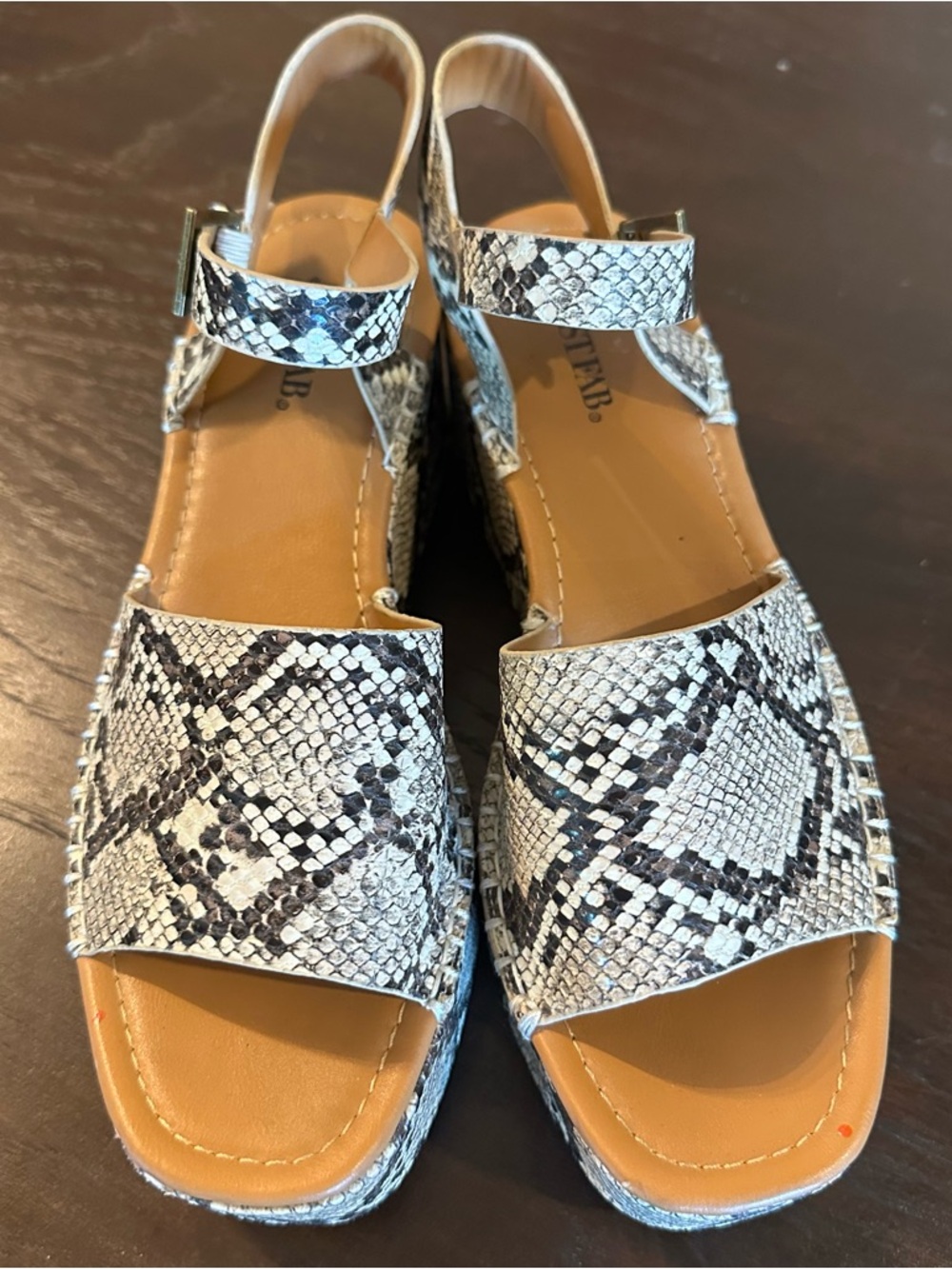 Snake-Print Women's platform Sandals,Neutral